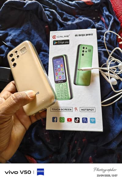 CALME BUTTON PHONES WITH SOCIAL MEDIA APPS WITH 4G NETWORK 10000mAh battery